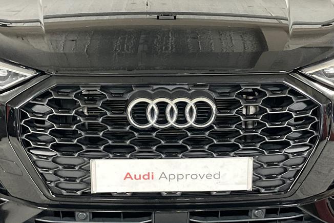 AUDI Q3 Photo 39