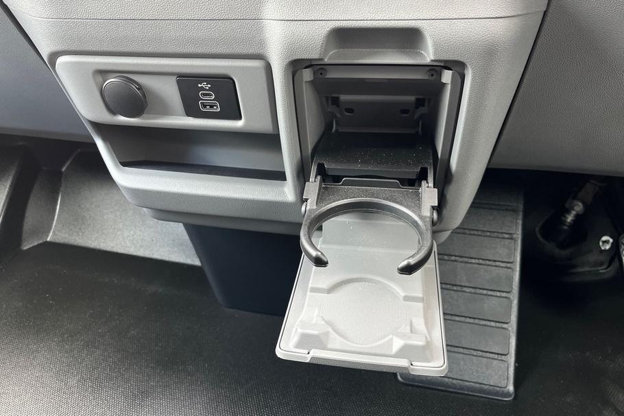 Used Ford TRANSIT CUSTOM RJ75YLB 28