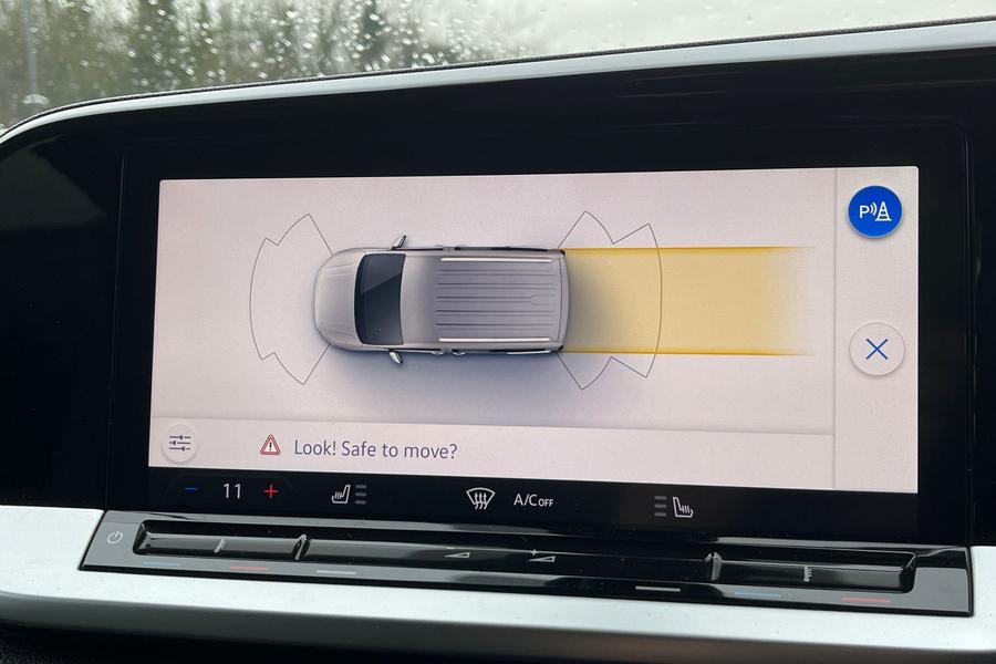 Ford Tourneo Connect Photo autoimg-95fada8aedc230a72cf74224b386bf5de3cdbff0.jpg