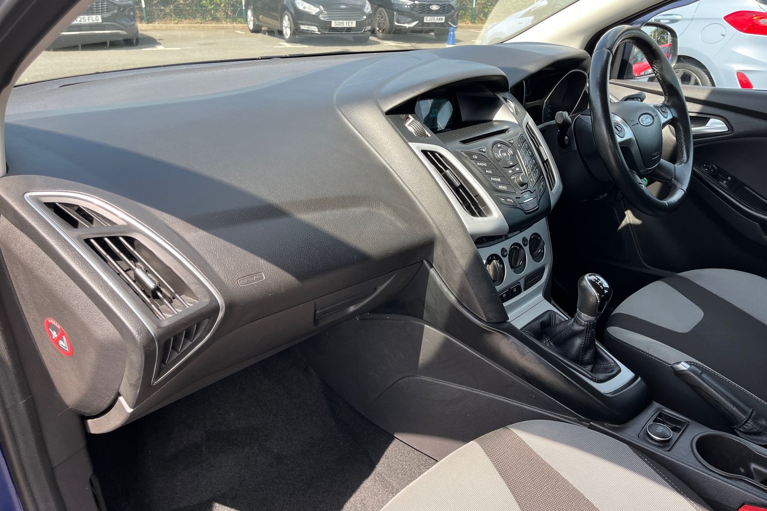 Ford FOCUS Photo 17