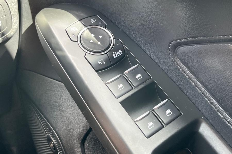 Ford Focus Photo autoimg-95fbd445dfa4605cb239744e24722f32928c43b9.jpg