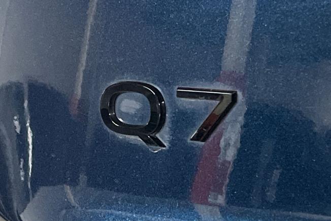 Audi Q7 Photo 34
