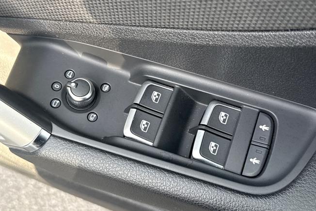 AUDI Q2 Photo 32