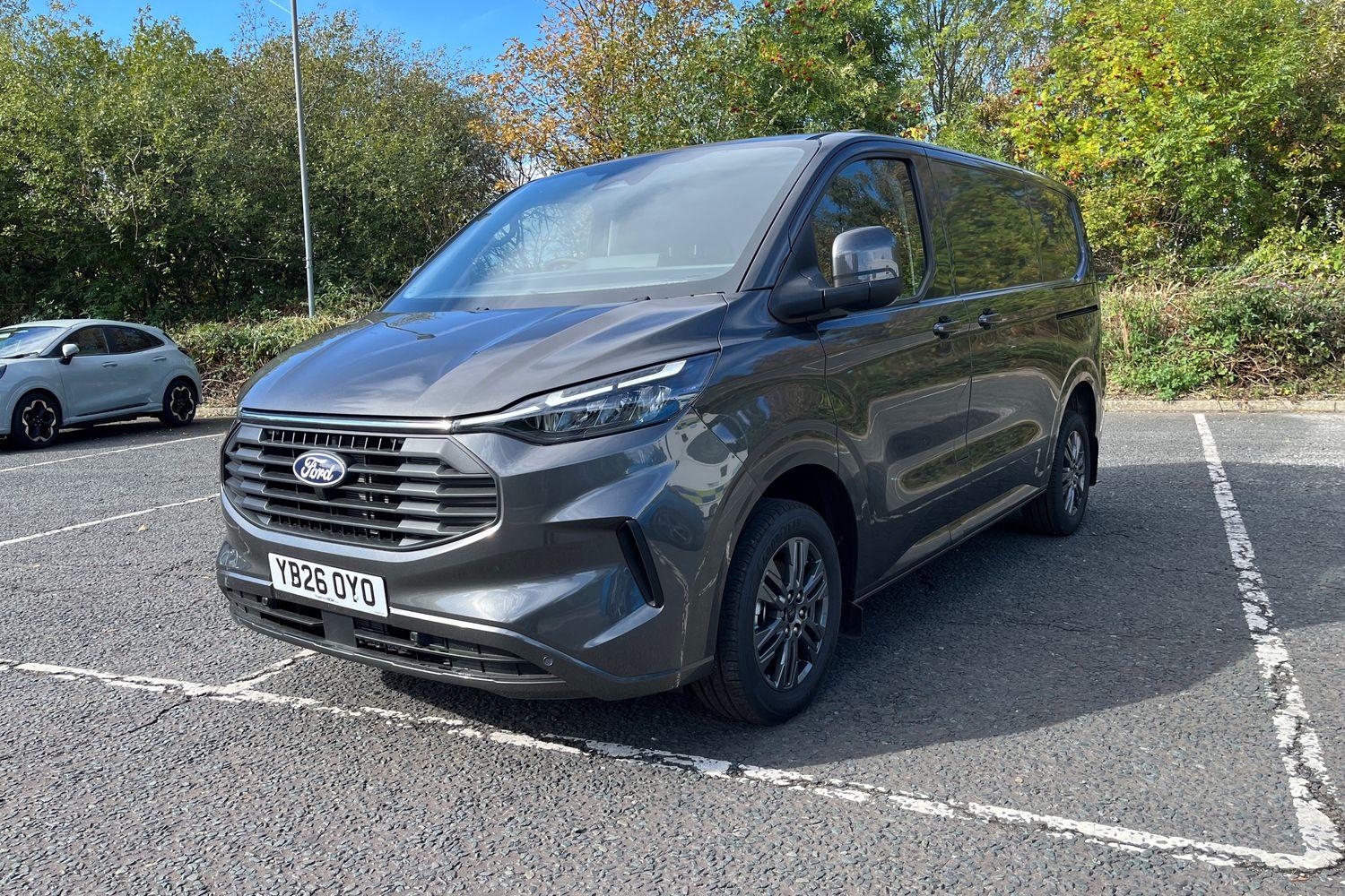 Ford TRANSIT CUSTOM Photo 14