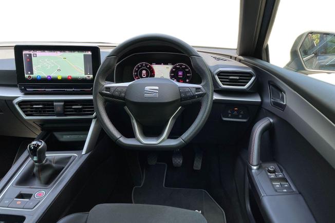 SEAT Leon Photo 11