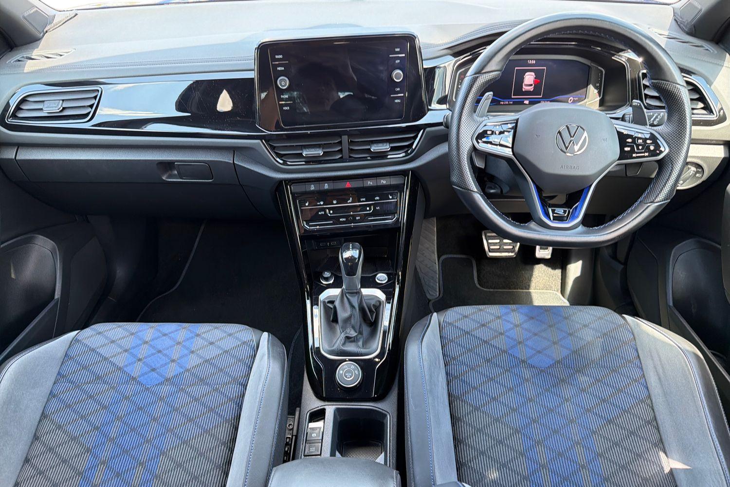 Volkswagen T-ROC Photo 9