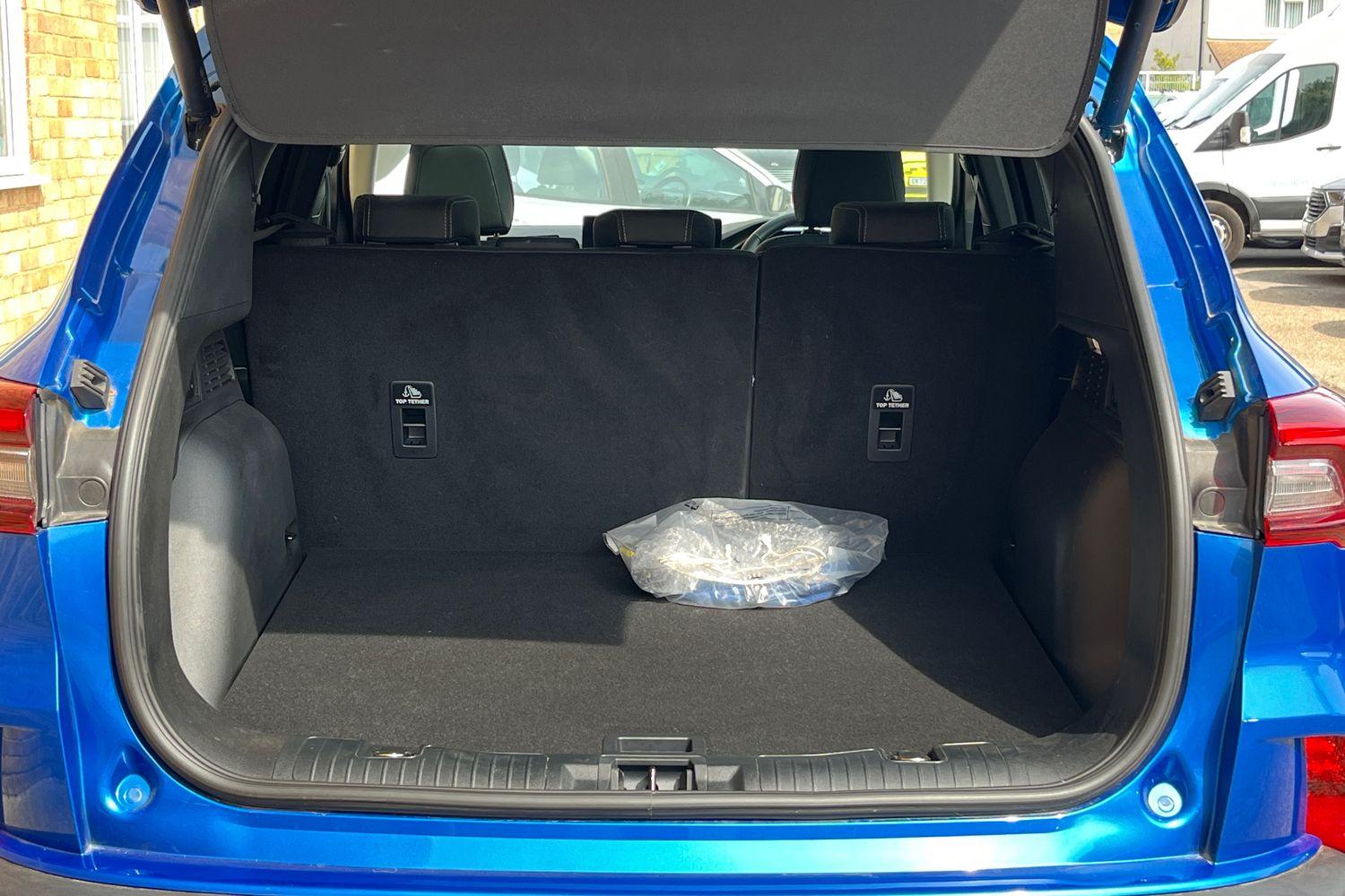 Ford KUGA Photo 20
