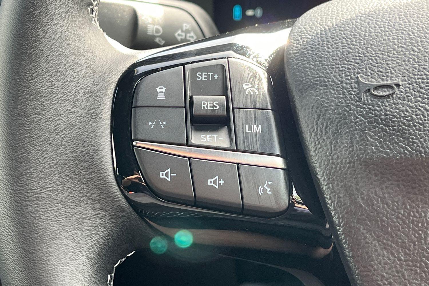 Ford Kuga Photo 29