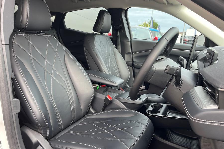 Ford MUSTANG MACH-E Photo autoimg-960bb8f8d1f92554d34522f07e1fed9e4694b71a.jpg