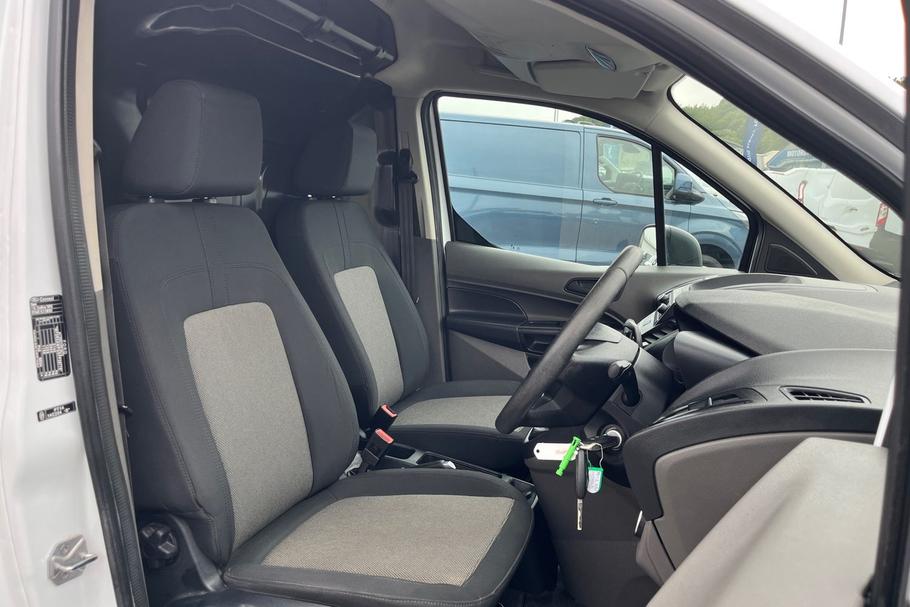 Used Ford TRANSIT CONNECT YO73XBF 29
