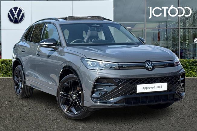 VOLKSWAGEN Tiguan Photo 1