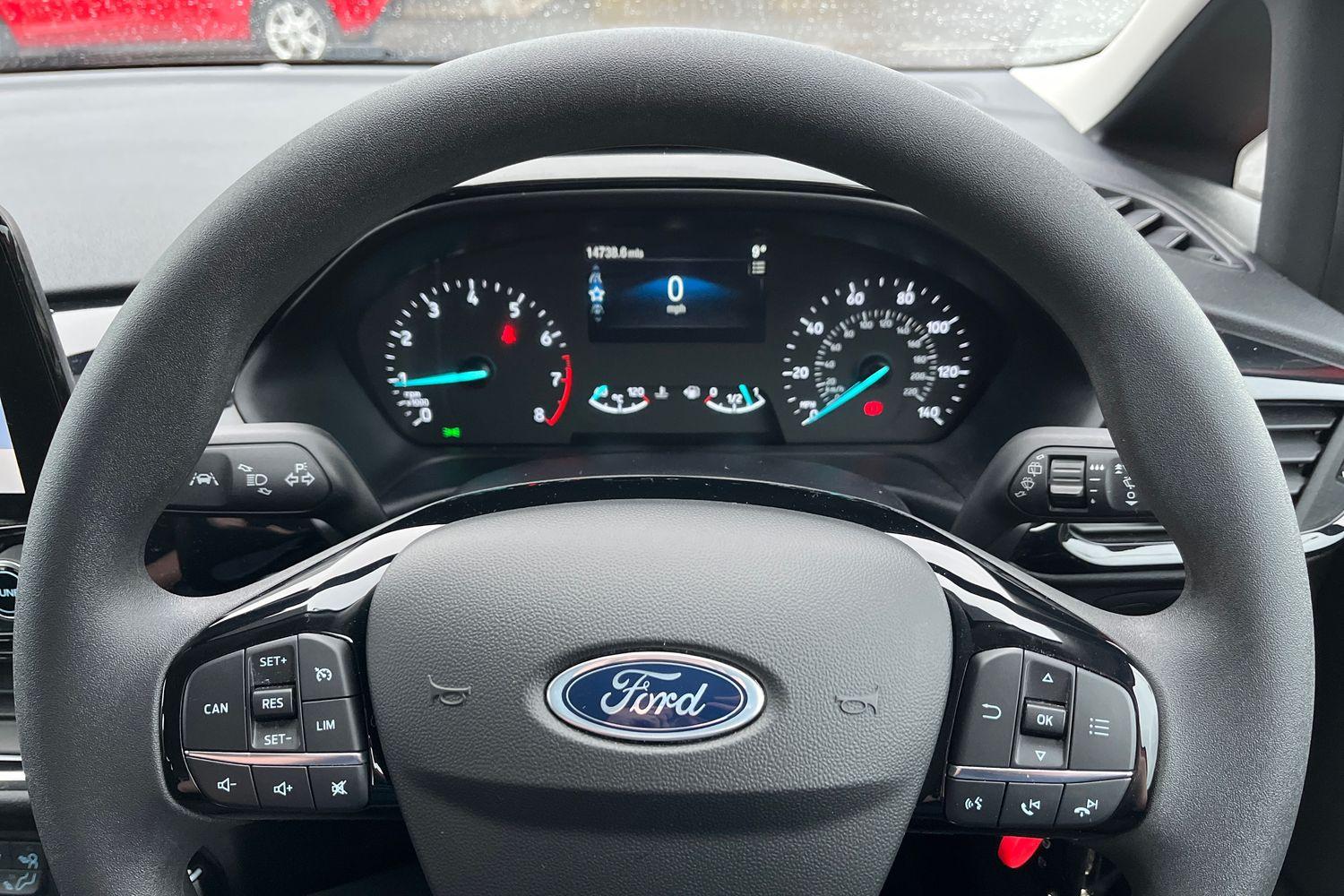 Ford FIESTA Photo 11