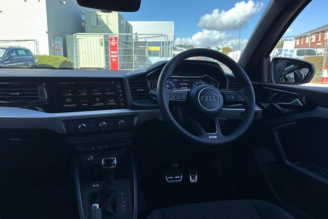 AUDI A1 Photo 36