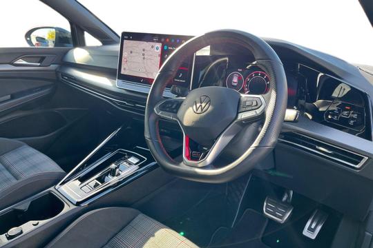 Volkswagen Golf Photo autoimg-9612a3d7cde01d80c1ffab8270b9fd883c814918.jpg