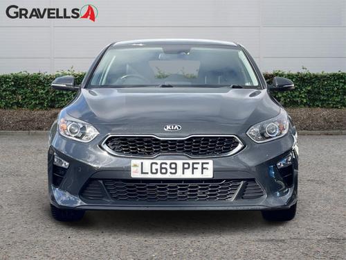 Kia CEED Photo autoimg-9614115d07dda94a2c9f3a1d6b05b883be32eb16.jpg