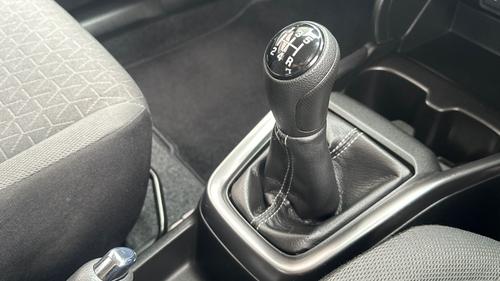 Suzuki SWIFT Photo autoimg-96165fadc7a366627880769e772a8eb94907d7b9.jpg