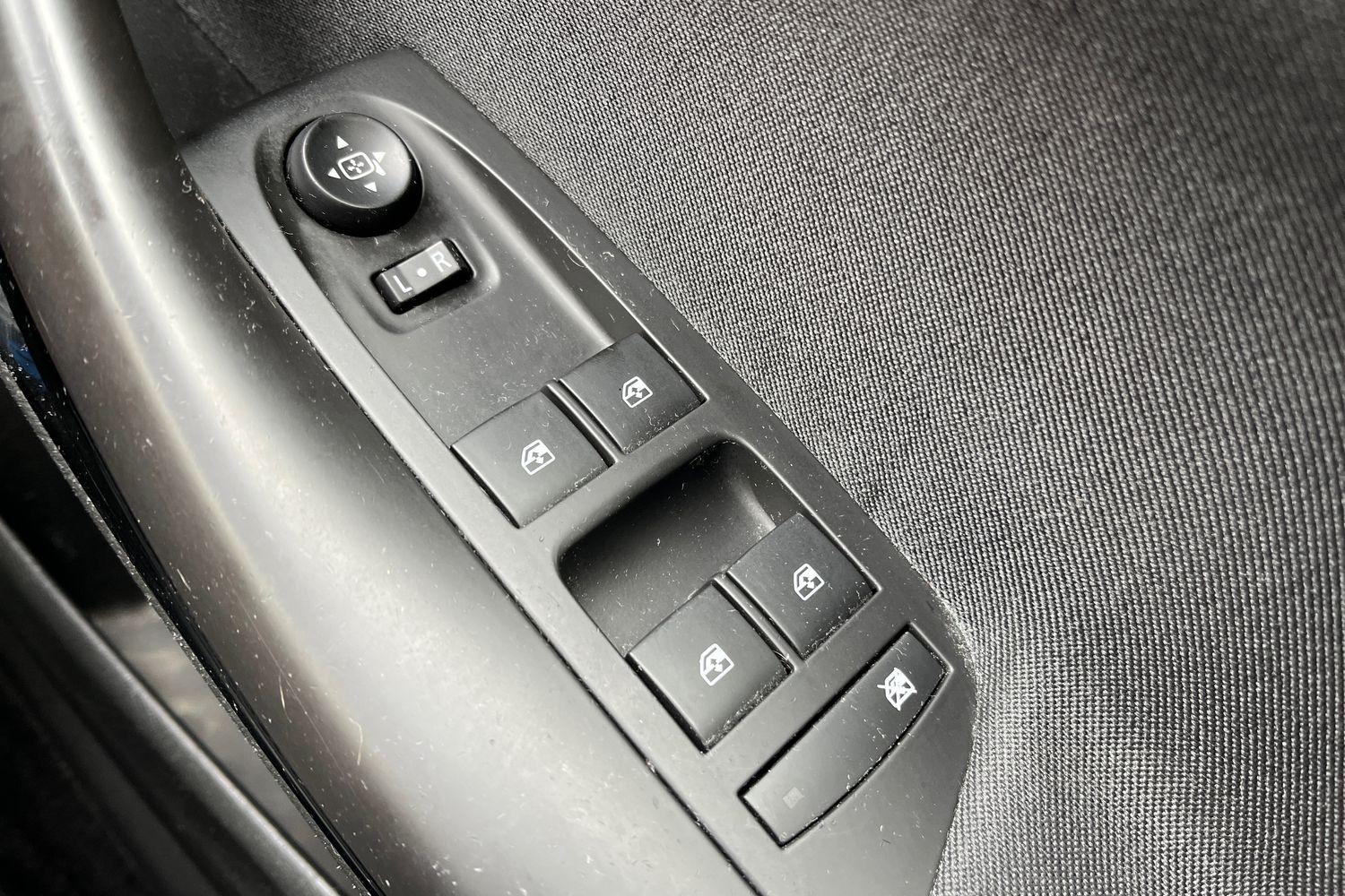 Vauxhall ASTRA Photo 15