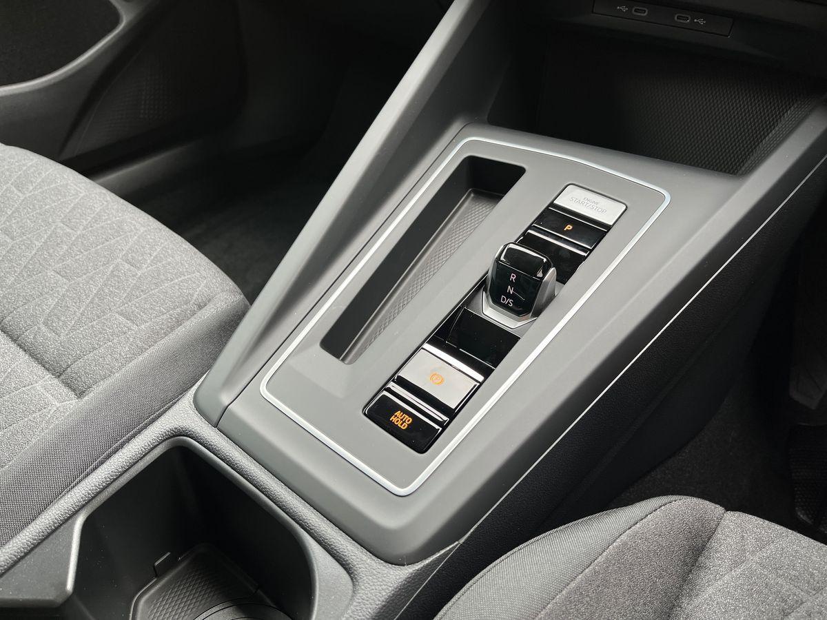 Volkswagen Golf Photo autoimg-962a369a8928dc7054dad3693963195245e083a3.jpg