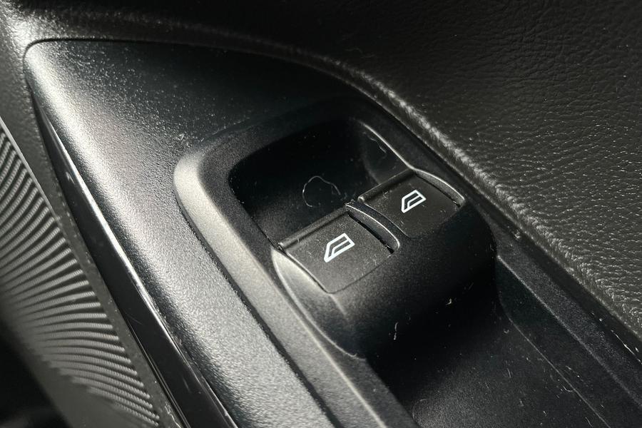 Ford KA+ Photo autoimg-962a6c80927e2c3dad126f96281b6b885962273e.jpg