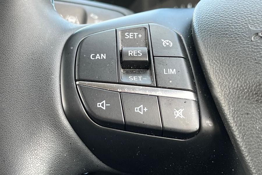 Ford Fiesta Photo autoimg-962af257b68bf38da705037b5b159207bd40ab08.jpg