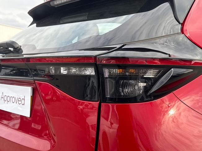 TOYOTA Yaris Cross Photo 18