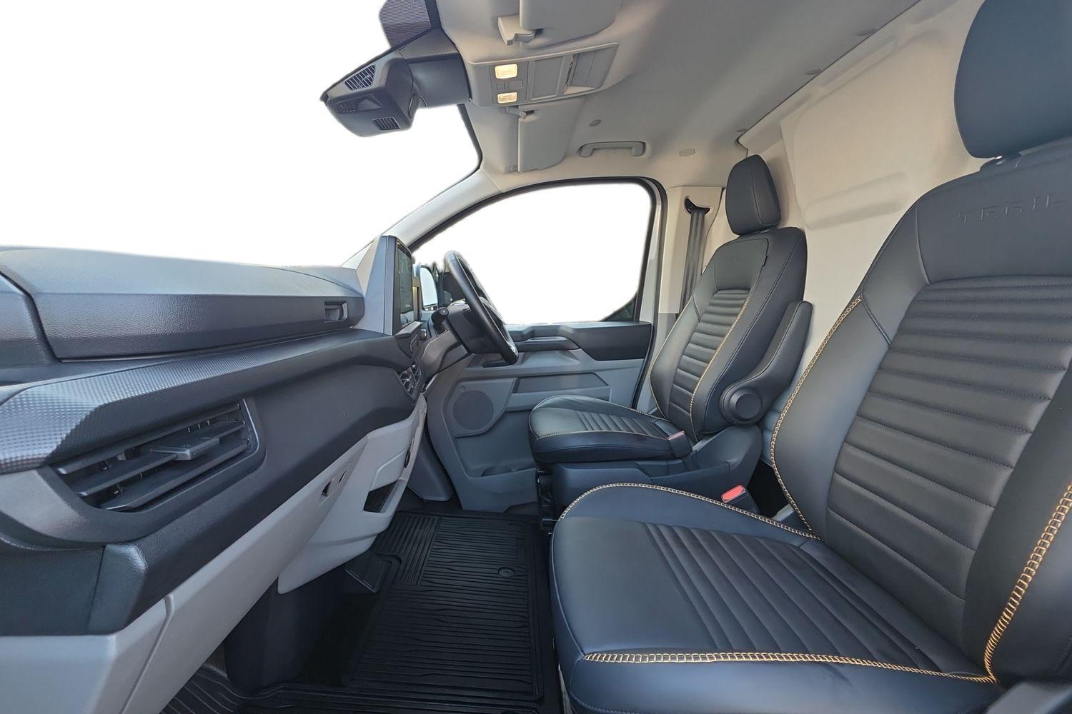 Ford TRANSIT CUSTOM Photo 9