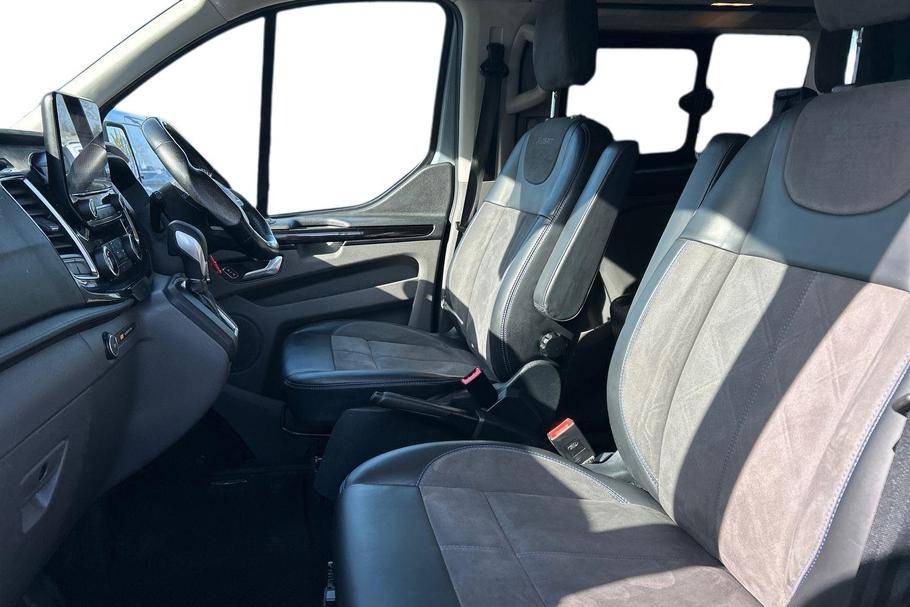 Used Ford TRANSIT CUSTOM YS69KHO 11