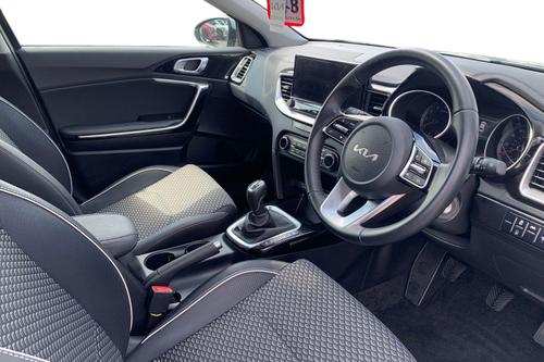 Kia XCEED Photo autoimg-962d886529ff9ddc6cc11711dd7020c049bf428a.jpg