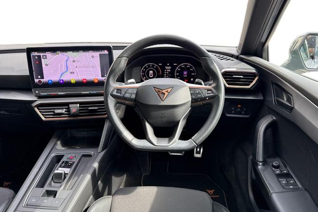 CUPRA Leon Photo 11