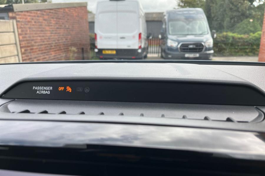 Ford RANGER Photo autoimg-963254db7fdd4d9d51b66e965974cb7521d2c270.jpg