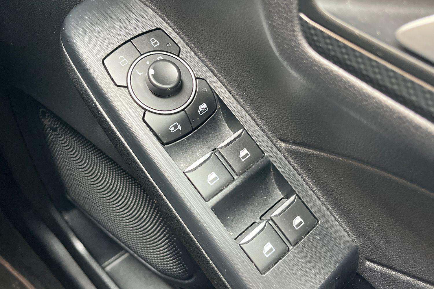 Ford KUGA Photo 15