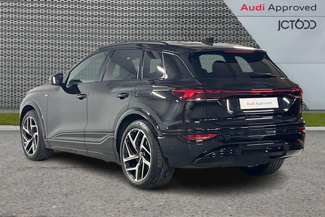 AUDI Q6 E-Tron Photo 3