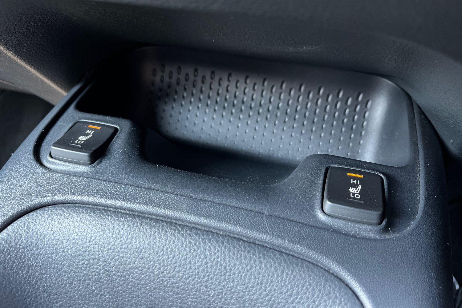 Suzuki Swace Photo 29