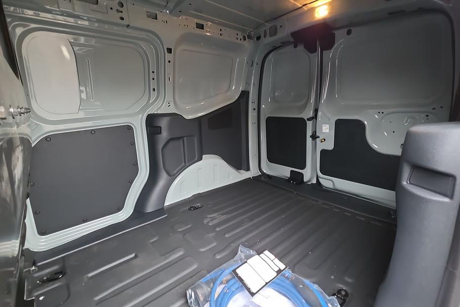 Used Ford E-TRANSIT COURIER WV75XLL 4