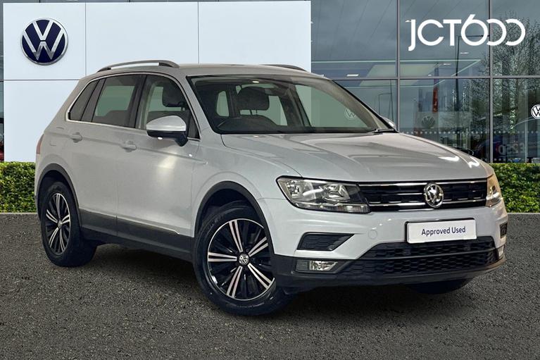 Used 2018 VOLKSWAGEN Tiguan SE Nav 2.0 TDI 2WD 150PS 7-Speed 5 Door White Silver at JCT600