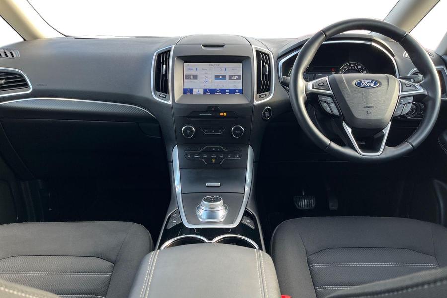 Ford GALAXY Photo autoimg-963e8de0c9bec1c469504880d8aa90ddad6325e2.jpg