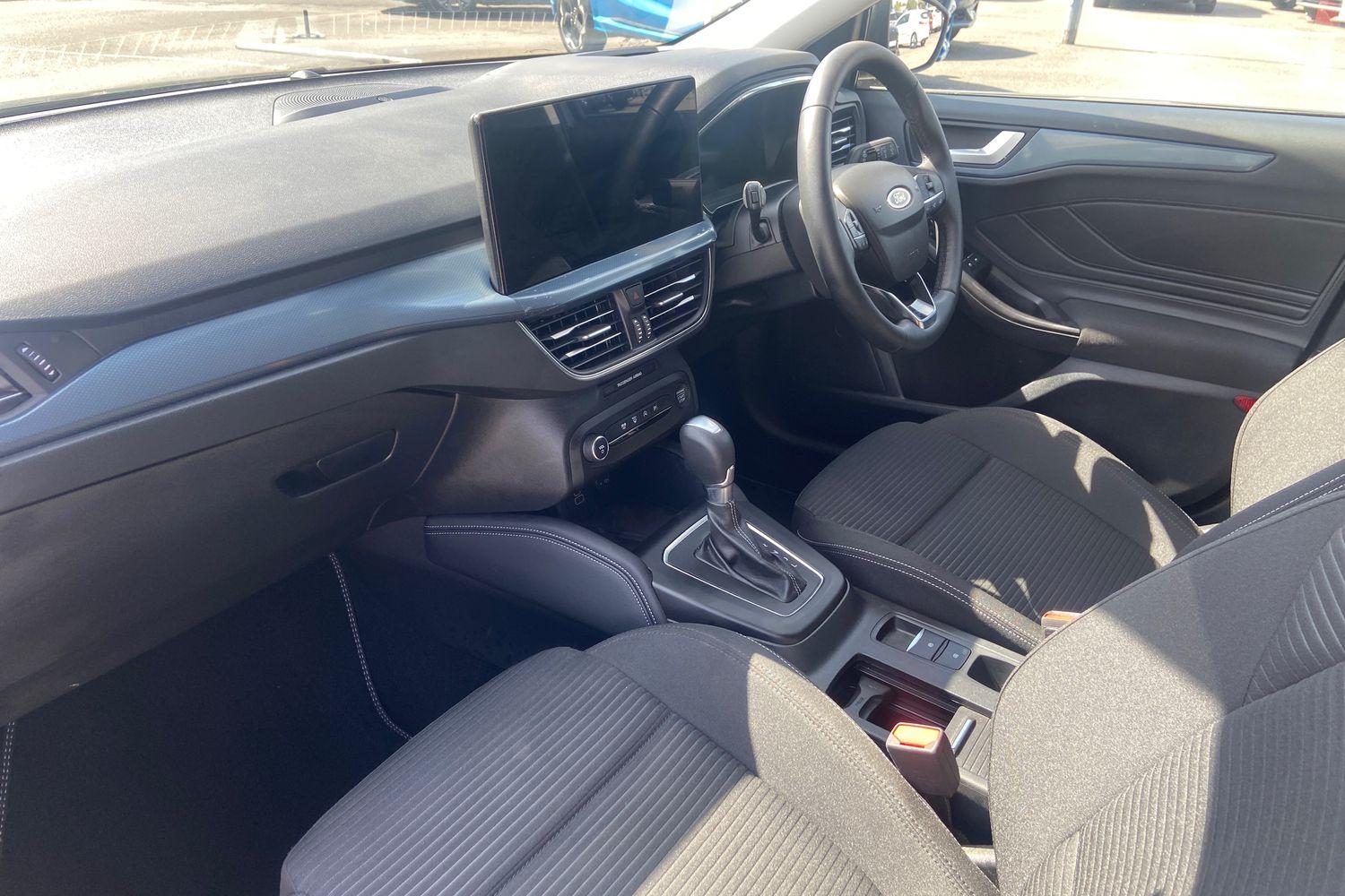 Ford FOCUS Photo 17