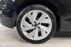 VOLKSWAGEN Golf Photo 5