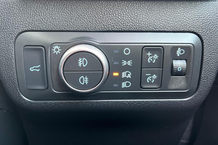 Ford KUGA Photo autoimg-9641488e4a0fcbfee04d5ca1e935e7e4698bfea4.jpg