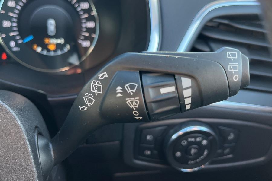 Ford S-MAX Photo autoimg-9643eaec050b1ba742cd43419f88b2ef3fc3ac47.jpg