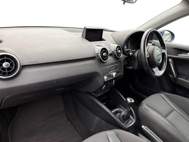 Audi A1 Photo 2