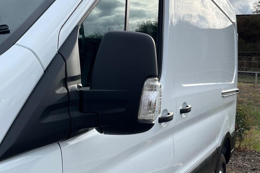 Ford TRANSIT Photo autoimg-9644d94a55c791528fe0c8b9fe485c8740b0174f.jpg
