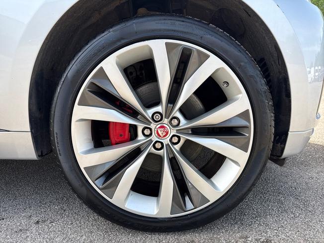 JAGUAR F-Pace Photo 5