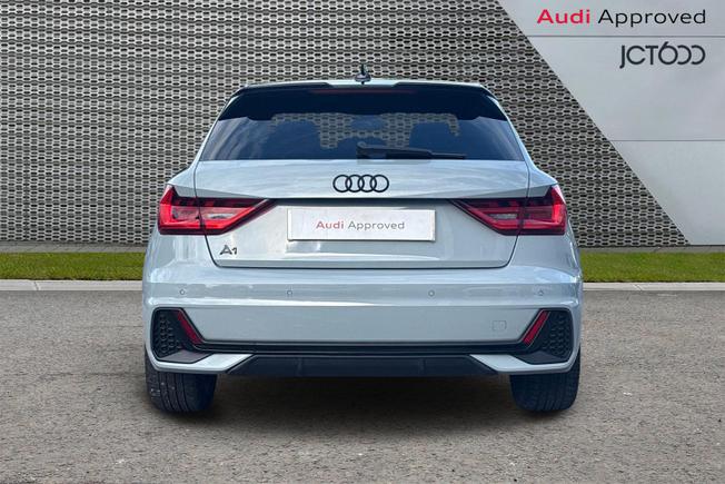 AUDI A1 Photo 7