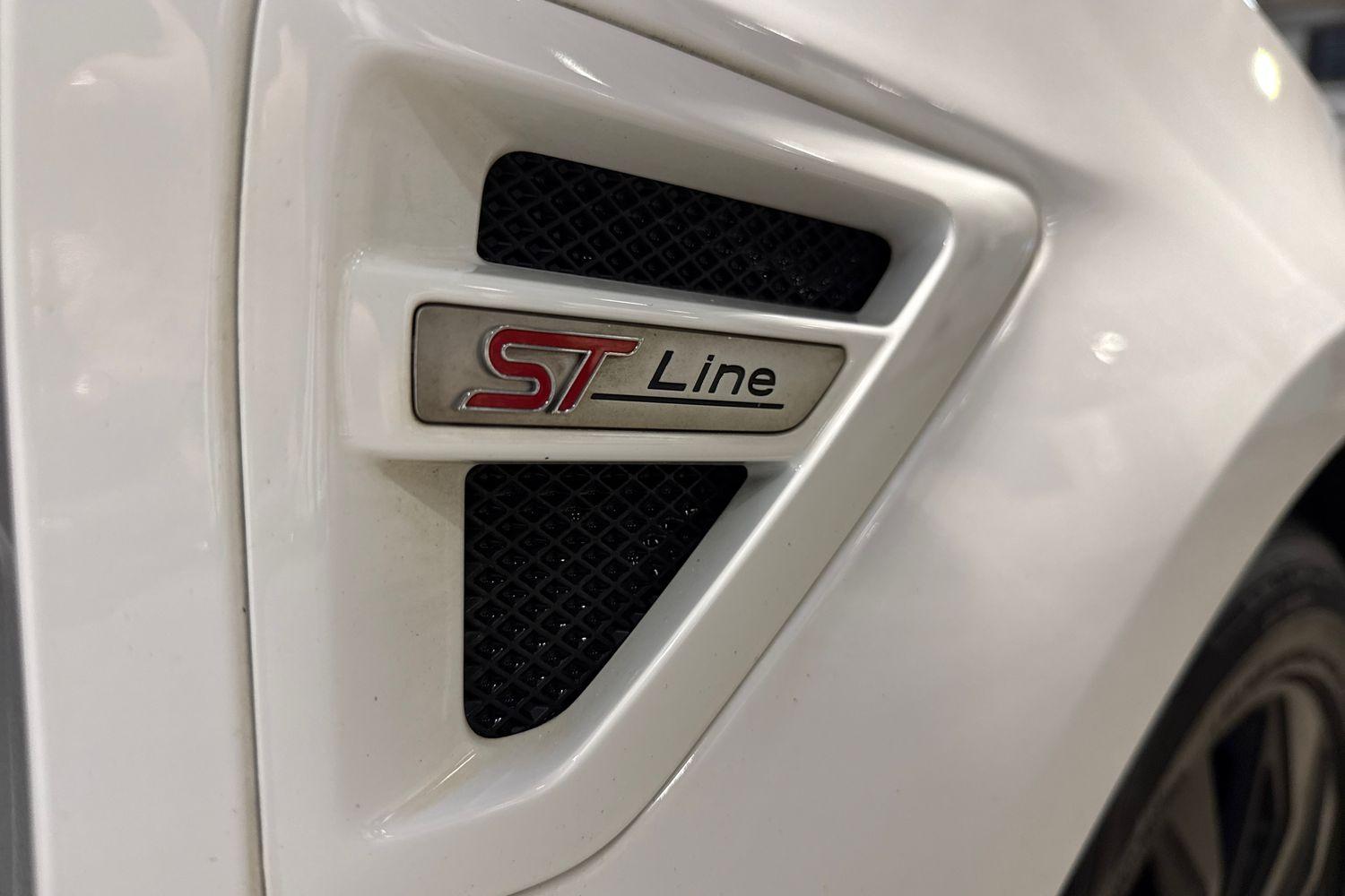 Ford S-MAX Photo 25