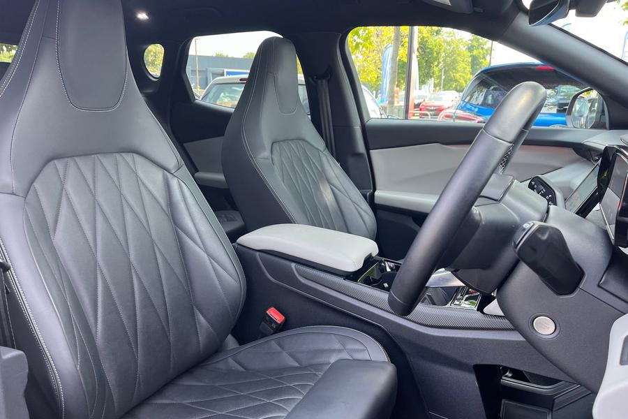 Ford Capri Photo autoimg-964eae1e4eef8484848ea2ba837d224ee851367b.jpg