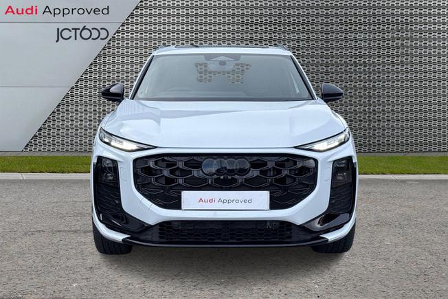 AUDI Q3 Photo 8