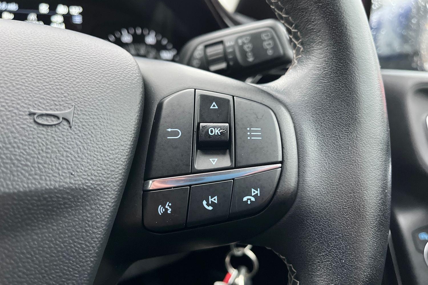 Ford FIESTA Photo 21