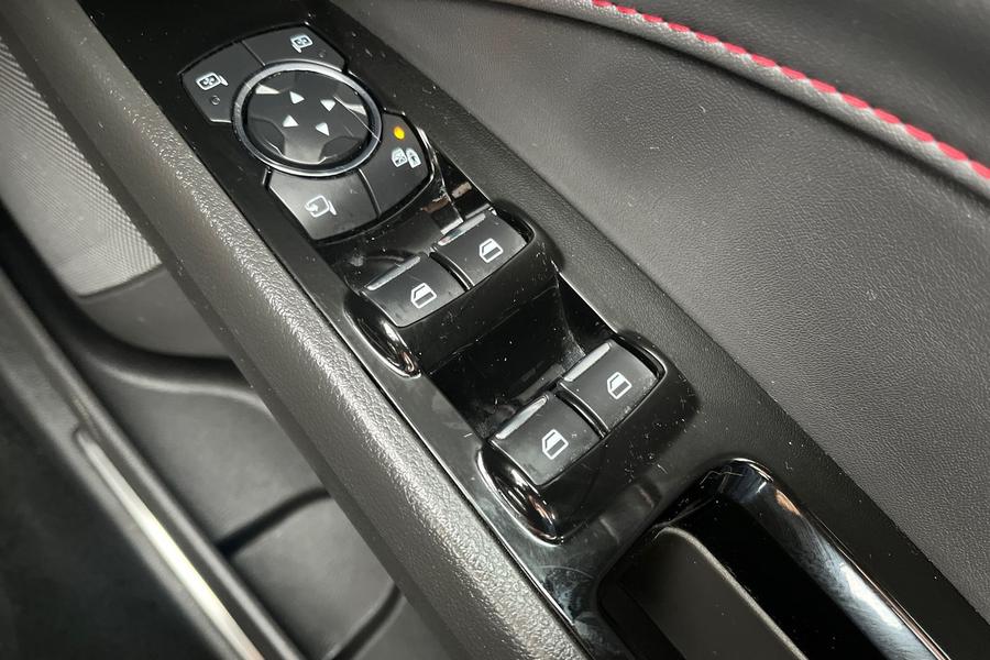 Ford MONDEO Photo autoimg-9654351a7fcc45de8fe63f07dac02b11d6a0f6df.jpg