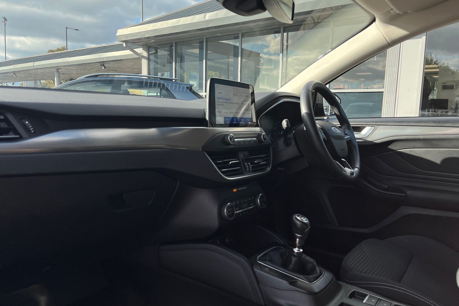 Ford FOCUS Photo 17
